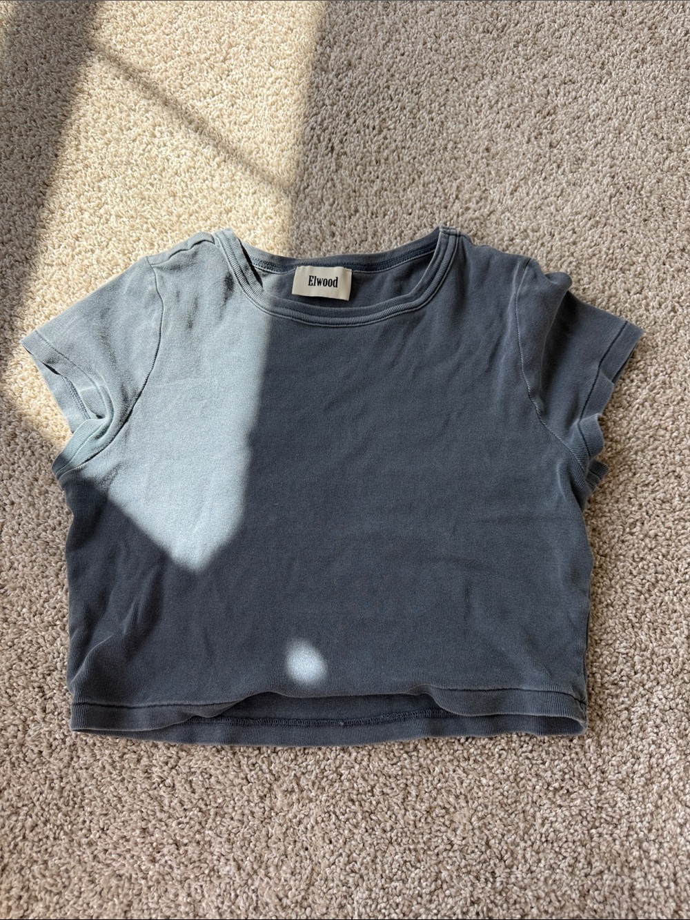 Unisex Elwood baby crop T